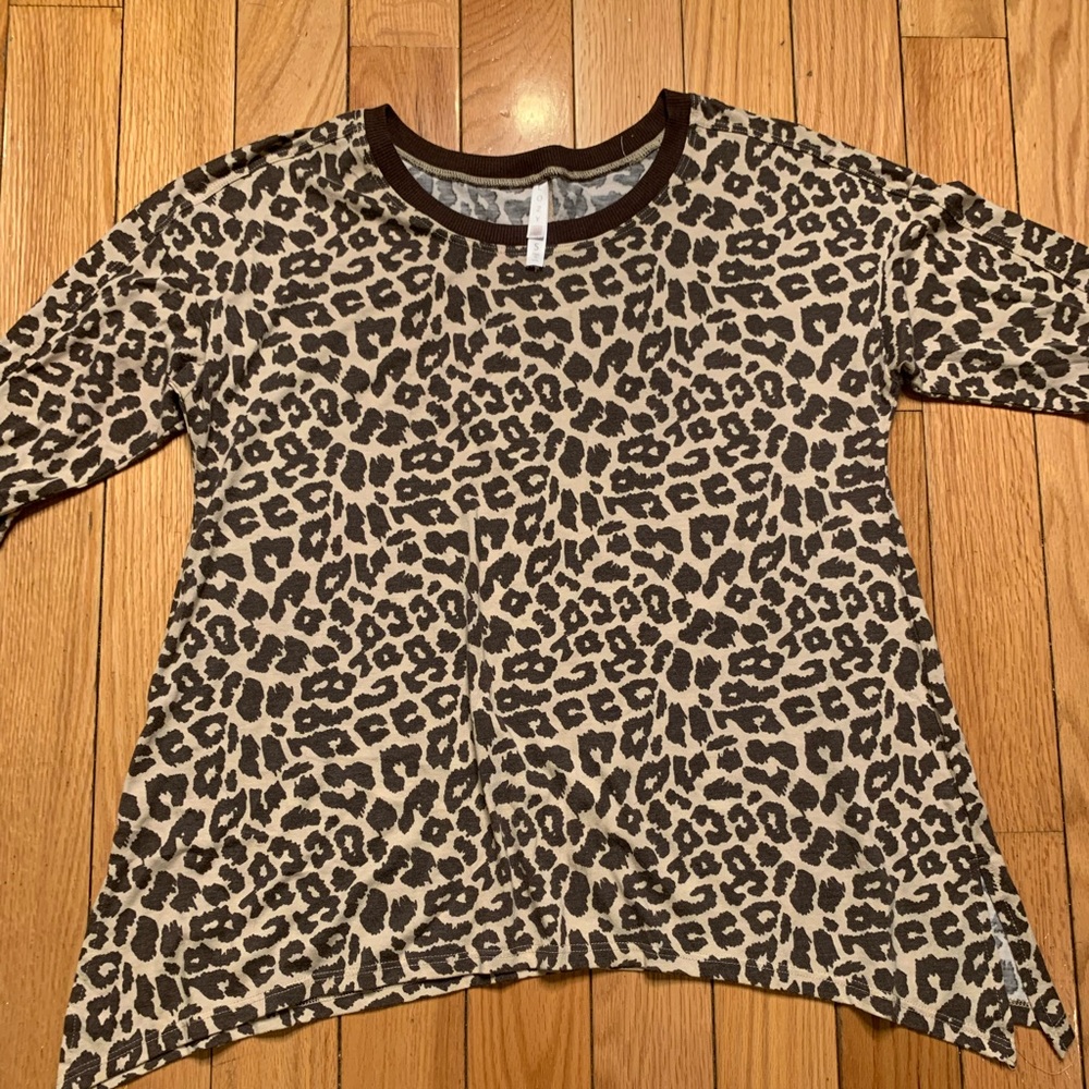 Cozy Leopard Top